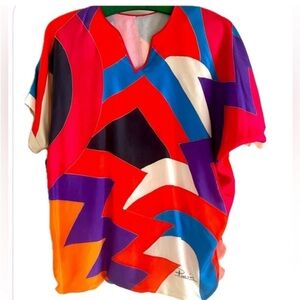 Womens Short Sleeve V-neck Relaxed Top in Bold Orange Blue Purple Red  size L